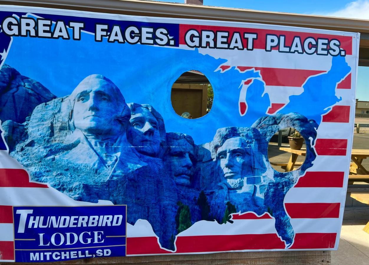 Thunderbird Lodge Mitchell Luaran gambar